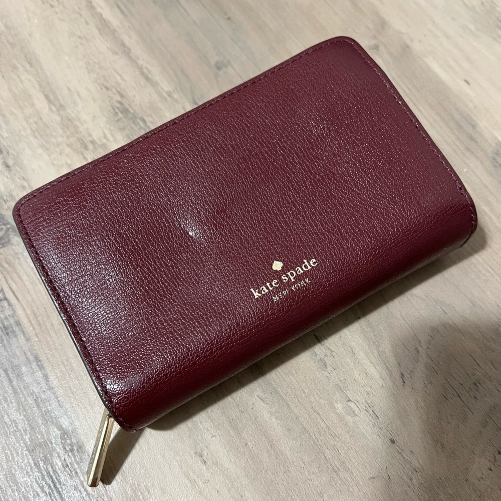 Kate Spade Billfold Wallet, Large, Good Condition